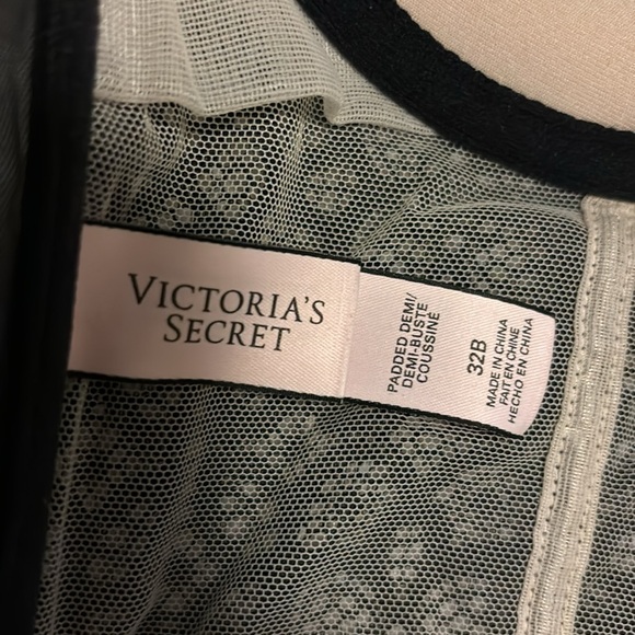 victoria’s secret bustier corset - Picture 4 of 4